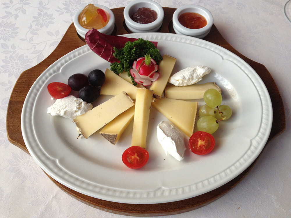 Formaggi misti ticinesi - Ristorante Le Fontanelle - Genestrerio